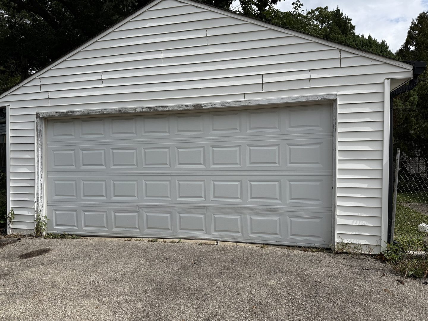 723 S Lake Street, Mundelein, IL 60060