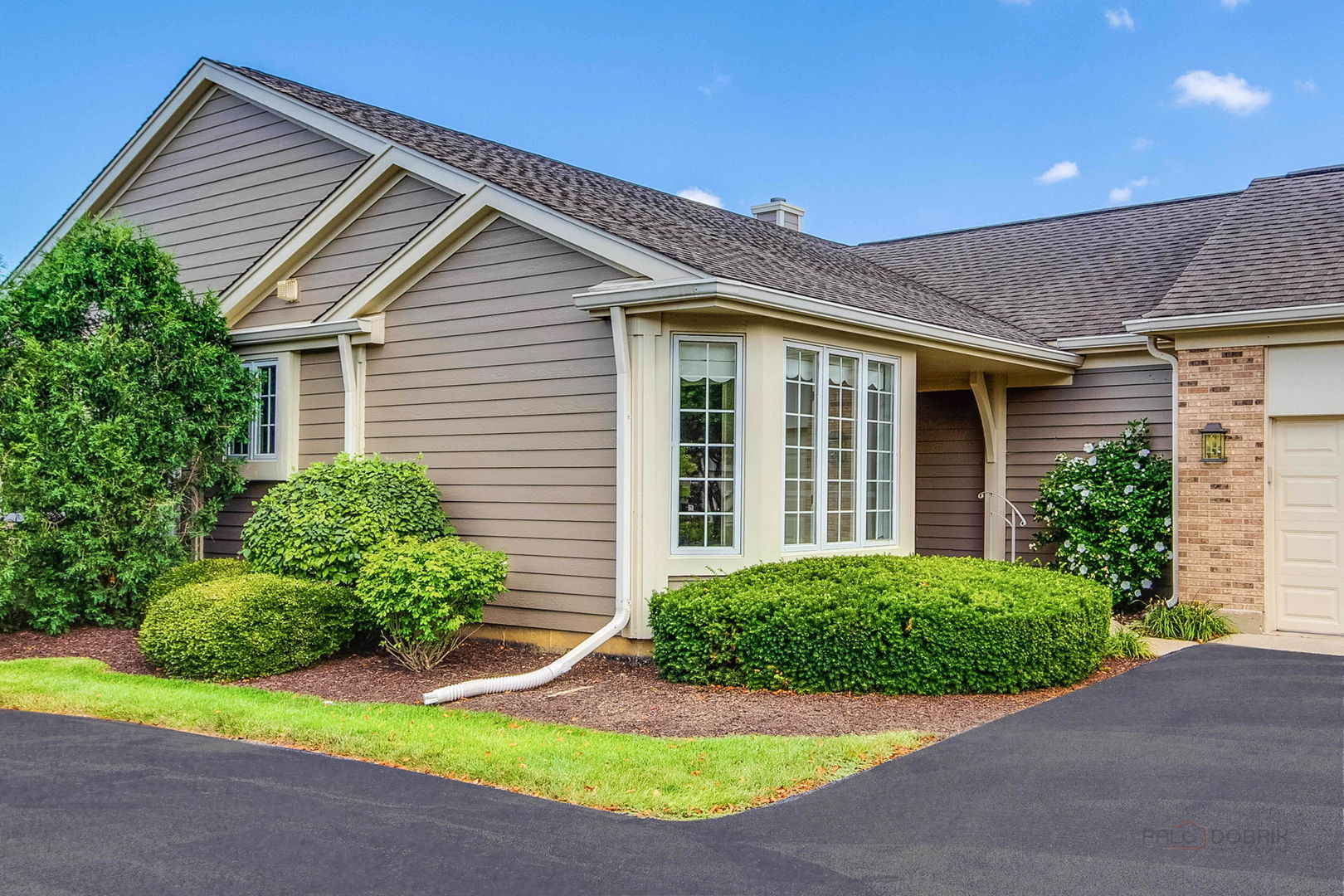 122 Kilchurn Lane, Inverness, IL 60067