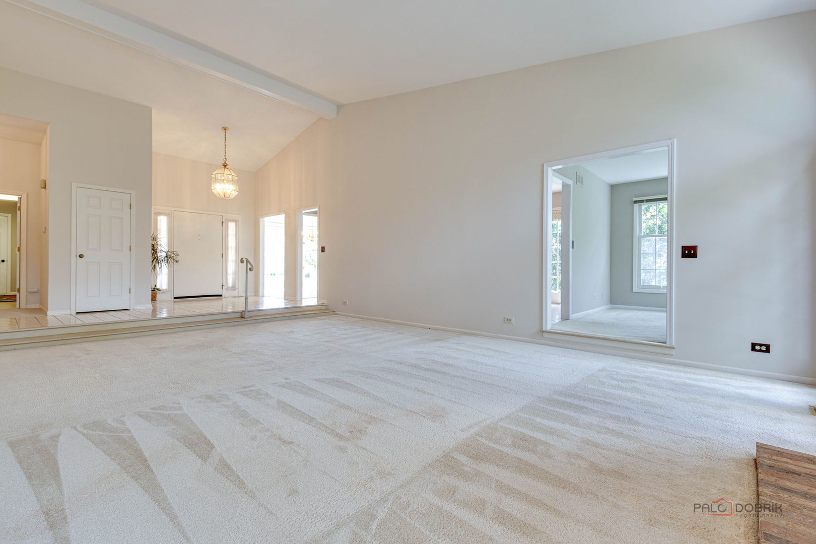 122 Kilchurn Lane, Inverness, IL 60067