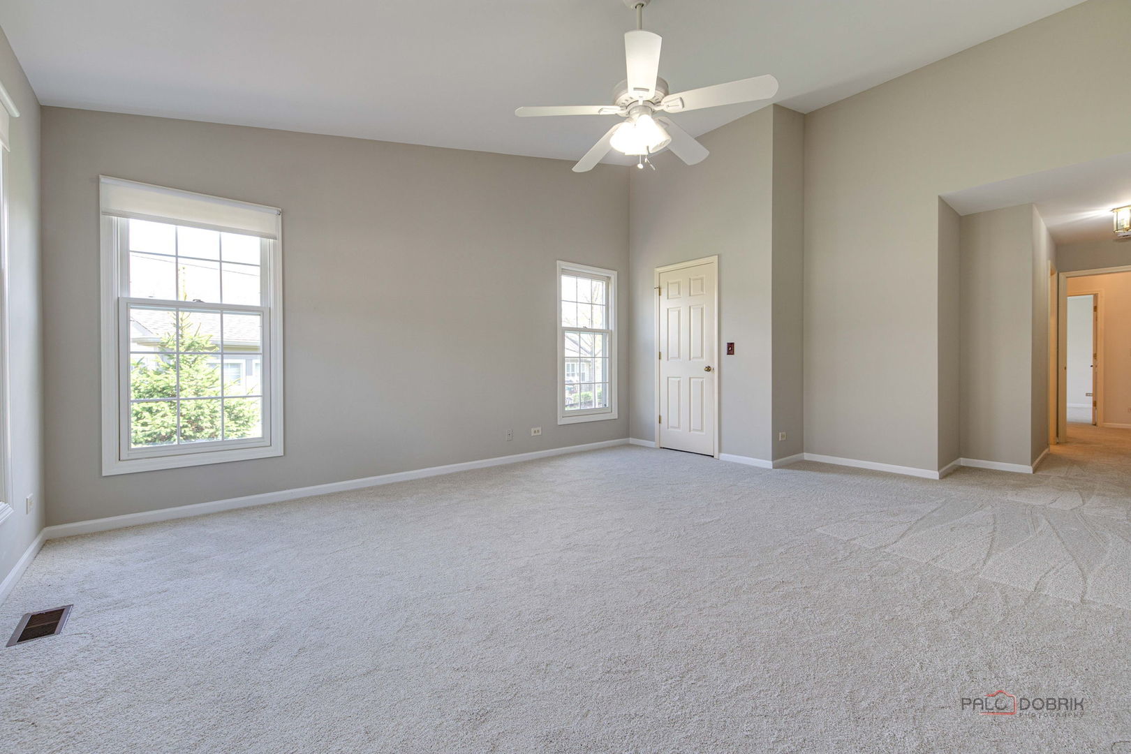 122 Kilchurn Lane, Inverness, IL 60067