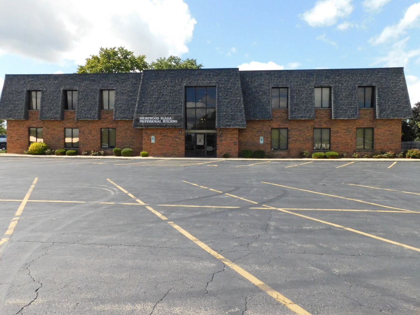 700 W JEFFERSON Street, Shorewood, IL 60404