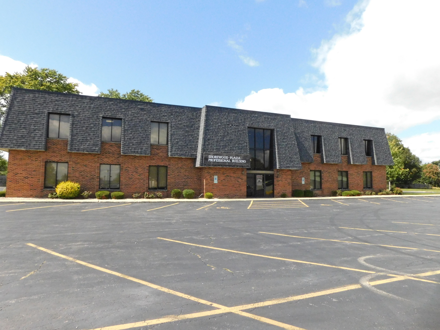 700 W JEFFERSON Street, Shorewood, IL 60404