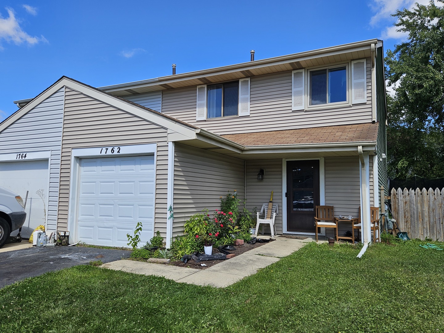 1762 De Forest Lane, Hanover Park, IL 60133