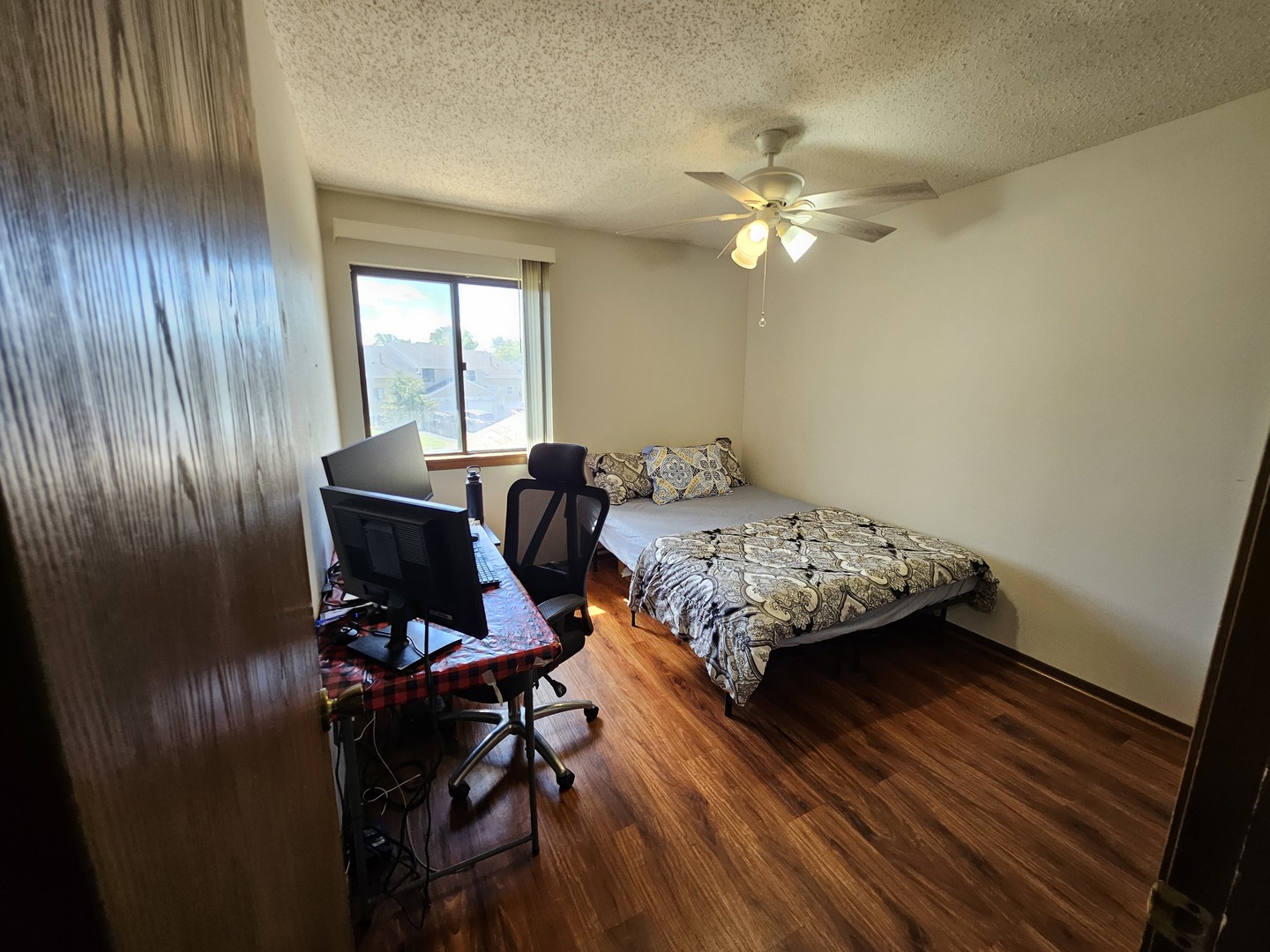 1762 De Forest Lane, Hanover Park, IL 60133