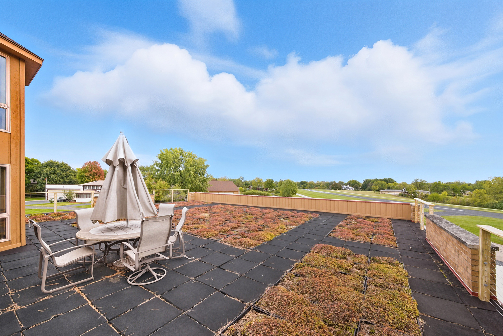 607 Berkshire Court, Downers Grove, IL 60516