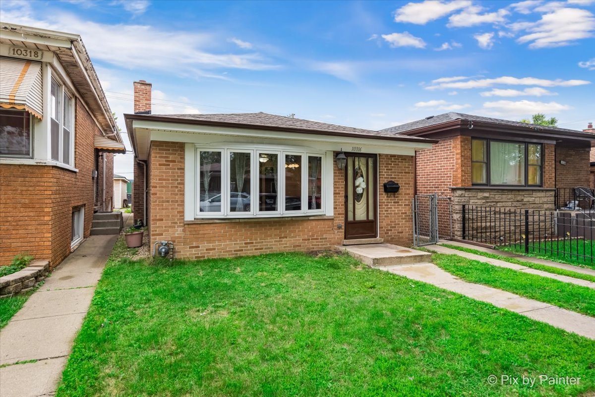 10316 S Green Bay Avenue, Chicago, IL 60617