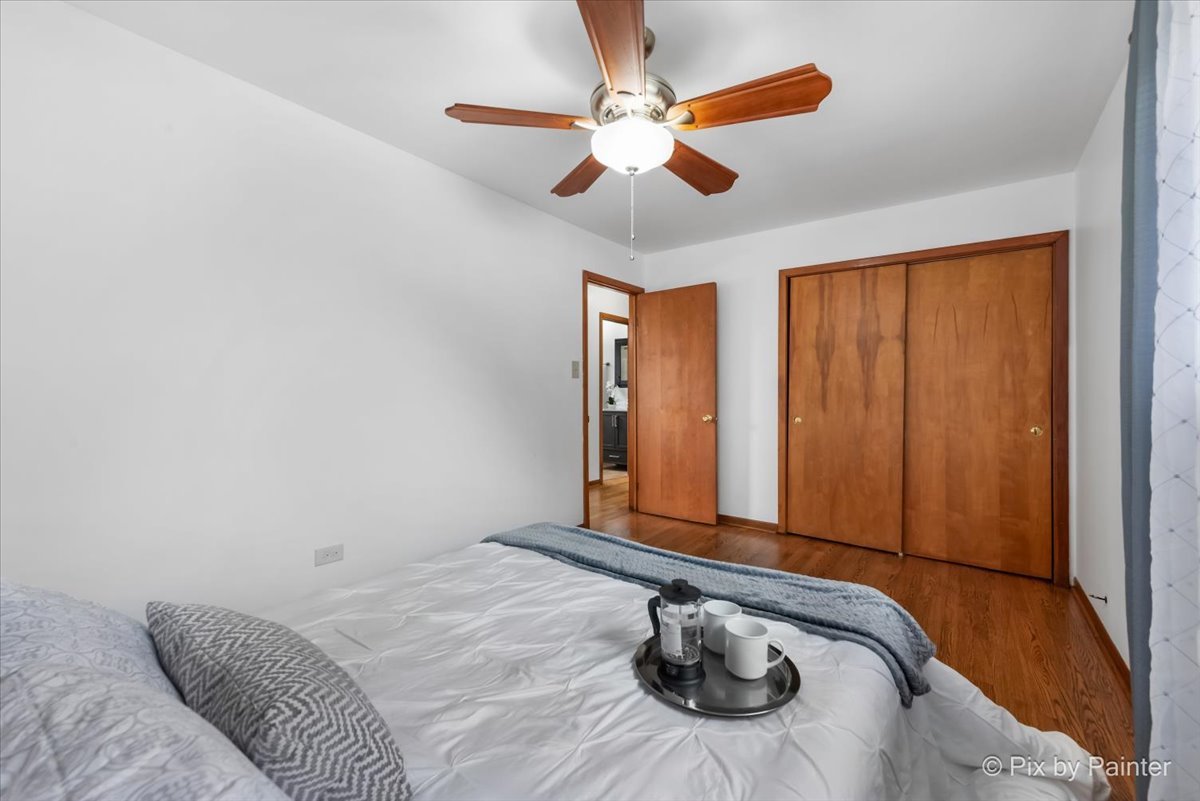 10316 S Green Bay Avenue, Chicago, IL 60617