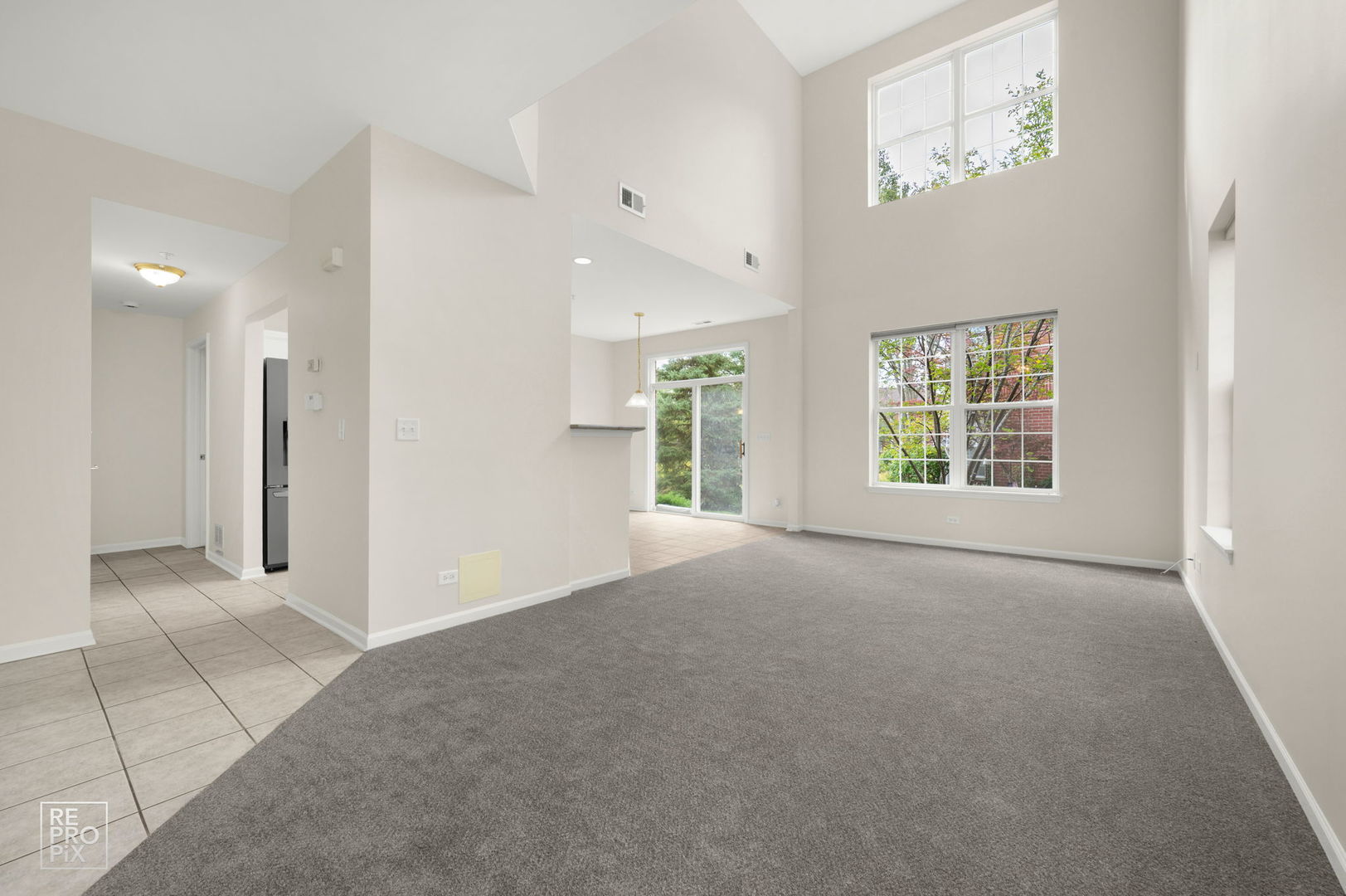937 Bromley Place, Northbrook, IL 60062