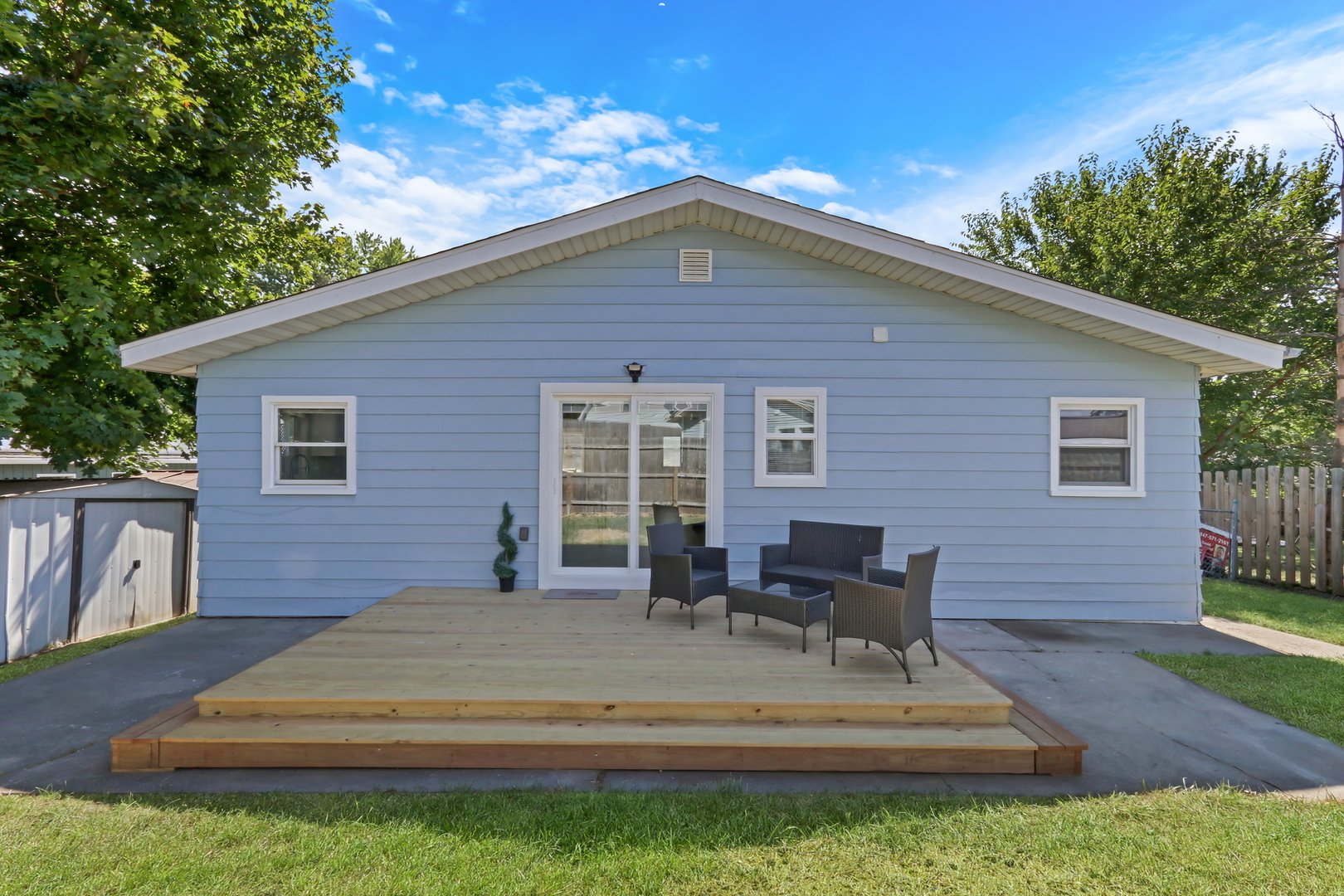 34880 N Rock Island Street, Ingleside, IL 60041