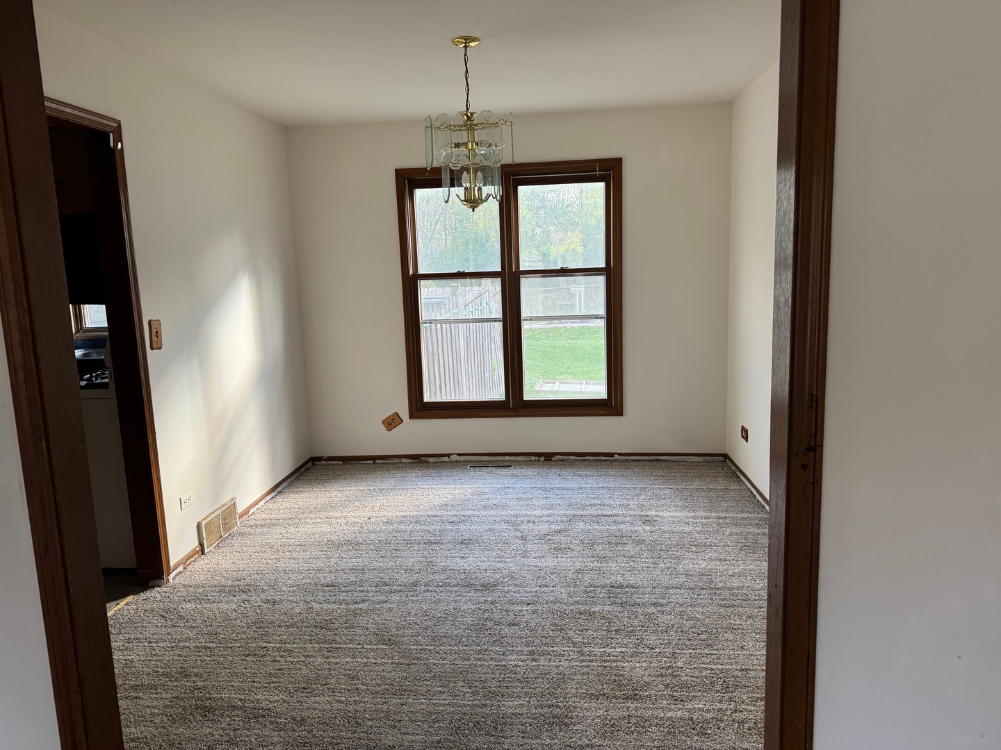 7615 W Andrea Lane, Crystal Lake, IL 60012