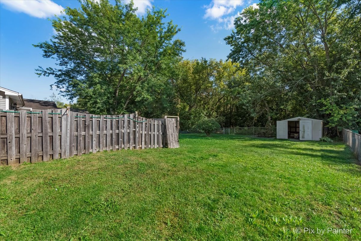 7615 W Andrea Lane, Crystal Lake, IL 60012