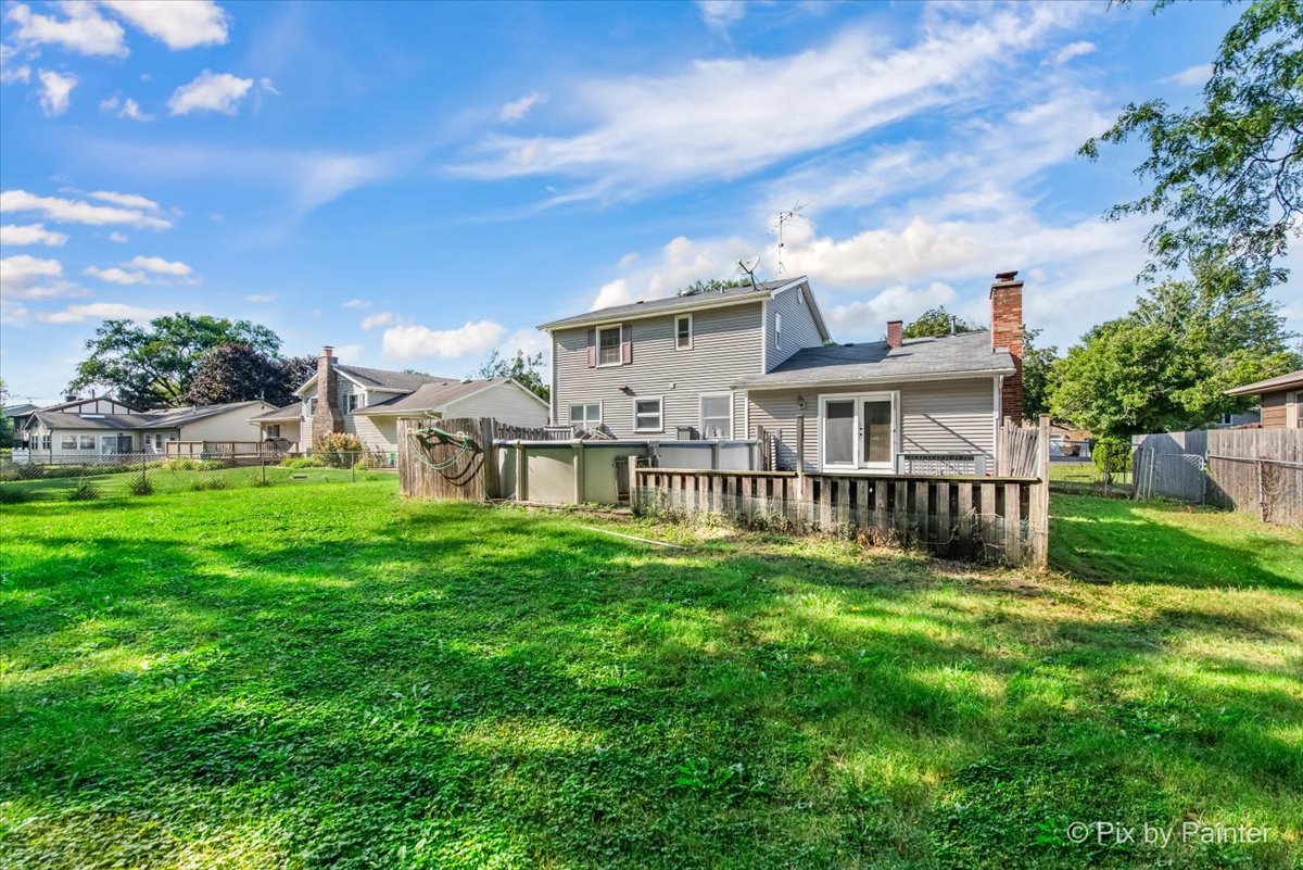 7615 W Andrea Lane, Crystal Lake, IL 60012