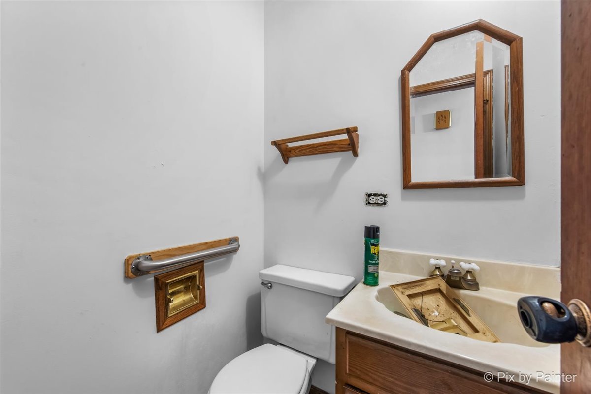 7615 W Andrea Lane, Crystal Lake, IL 60012