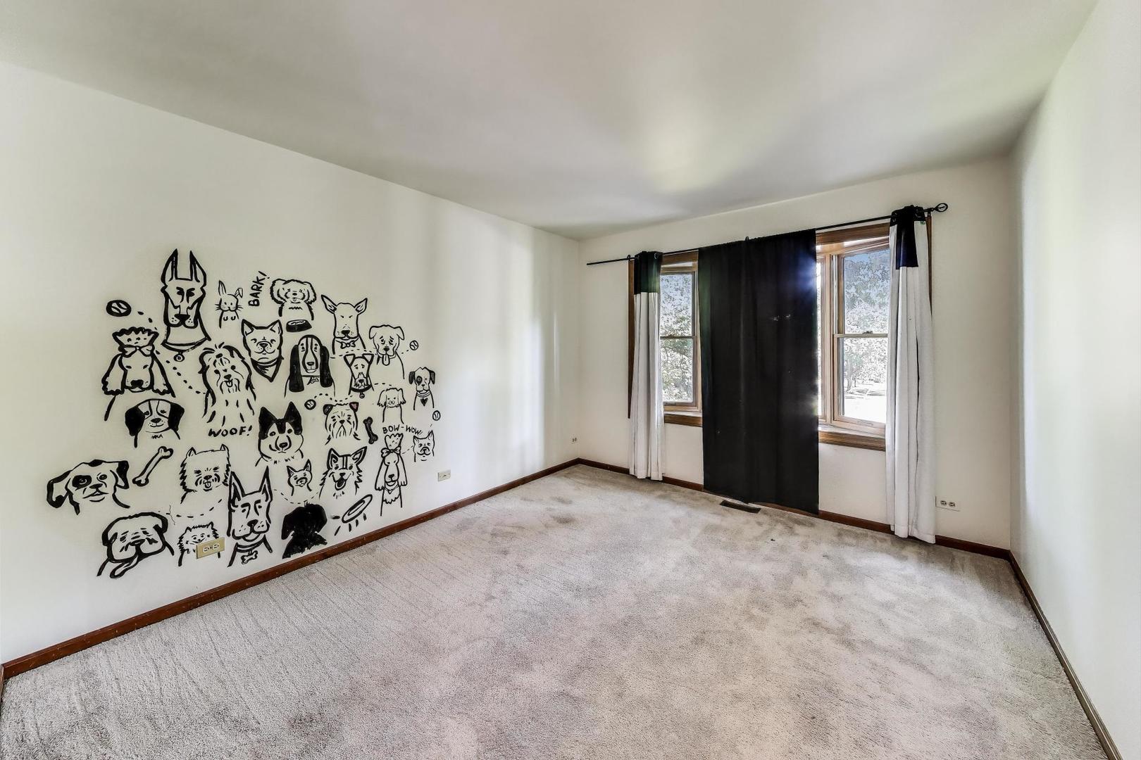 725 N Ashbury Avenue, Bolingbrook, IL 60440