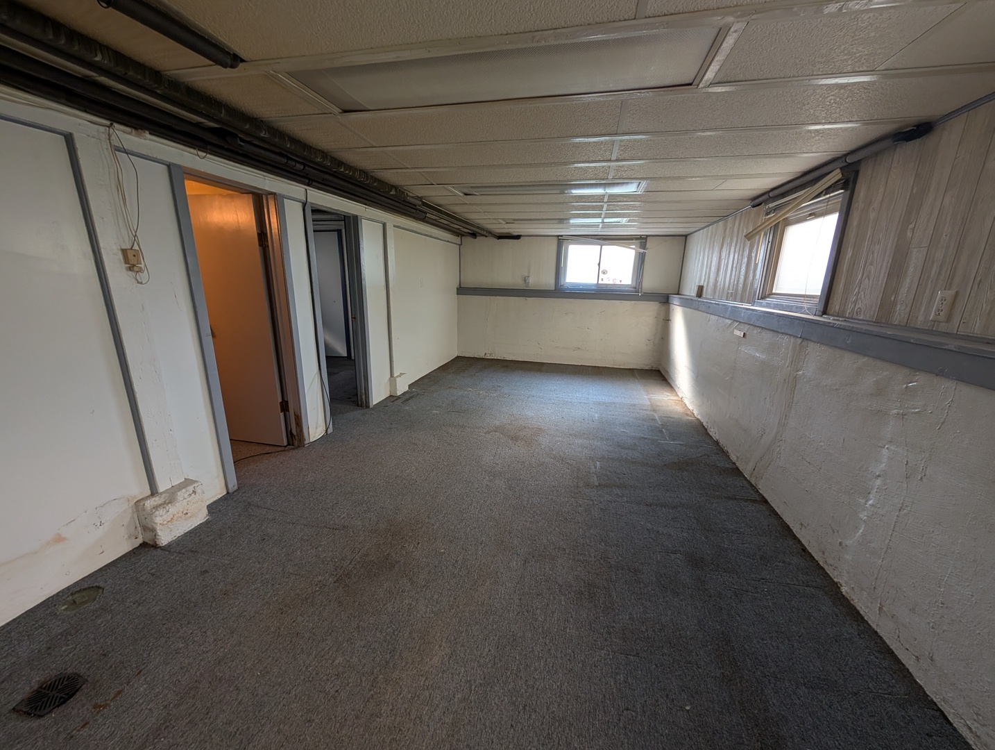 5407 N Moody Avenue, Chicago, IL 60630