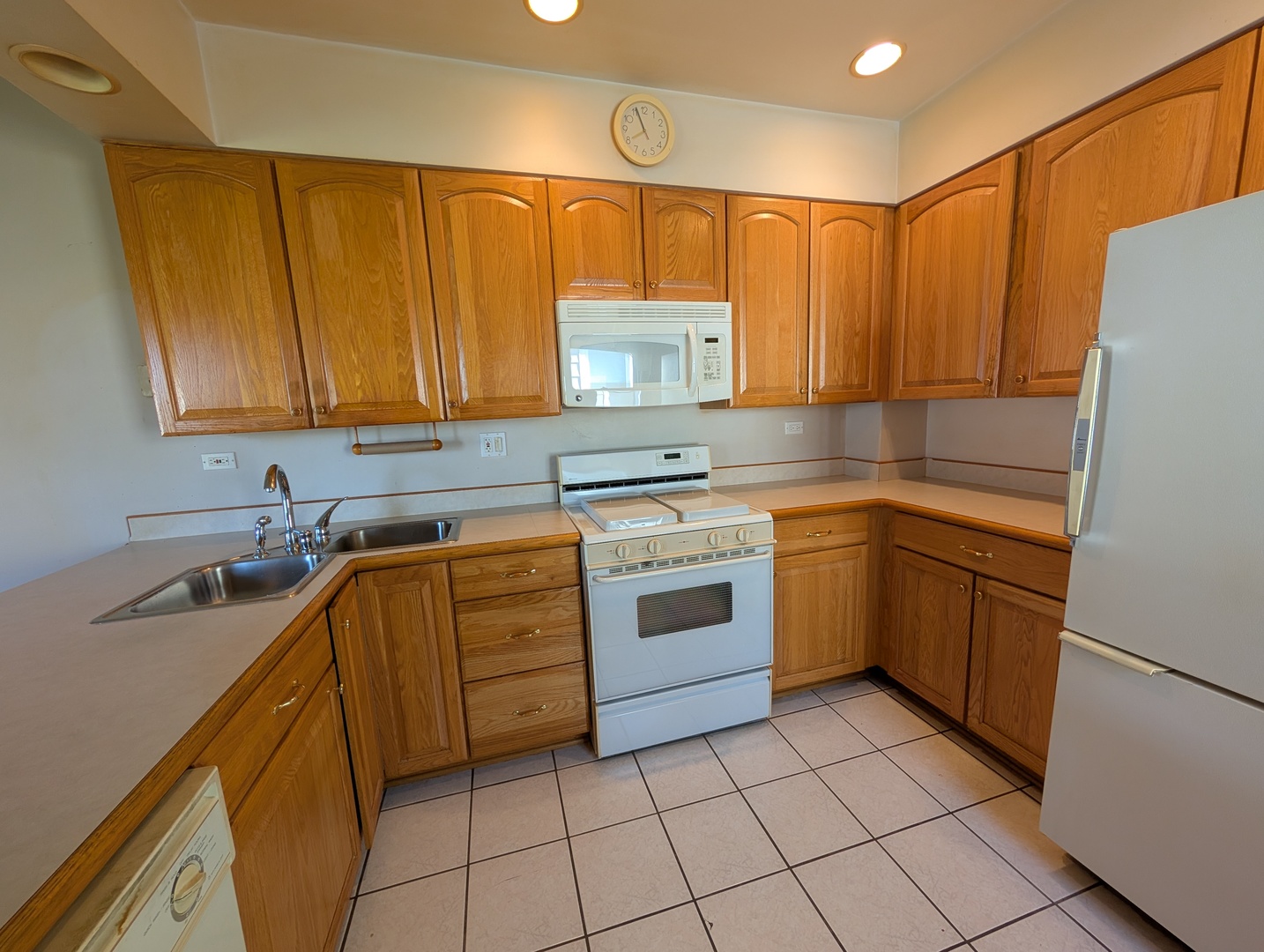 5407 N Moody Avenue, Chicago, IL 60630