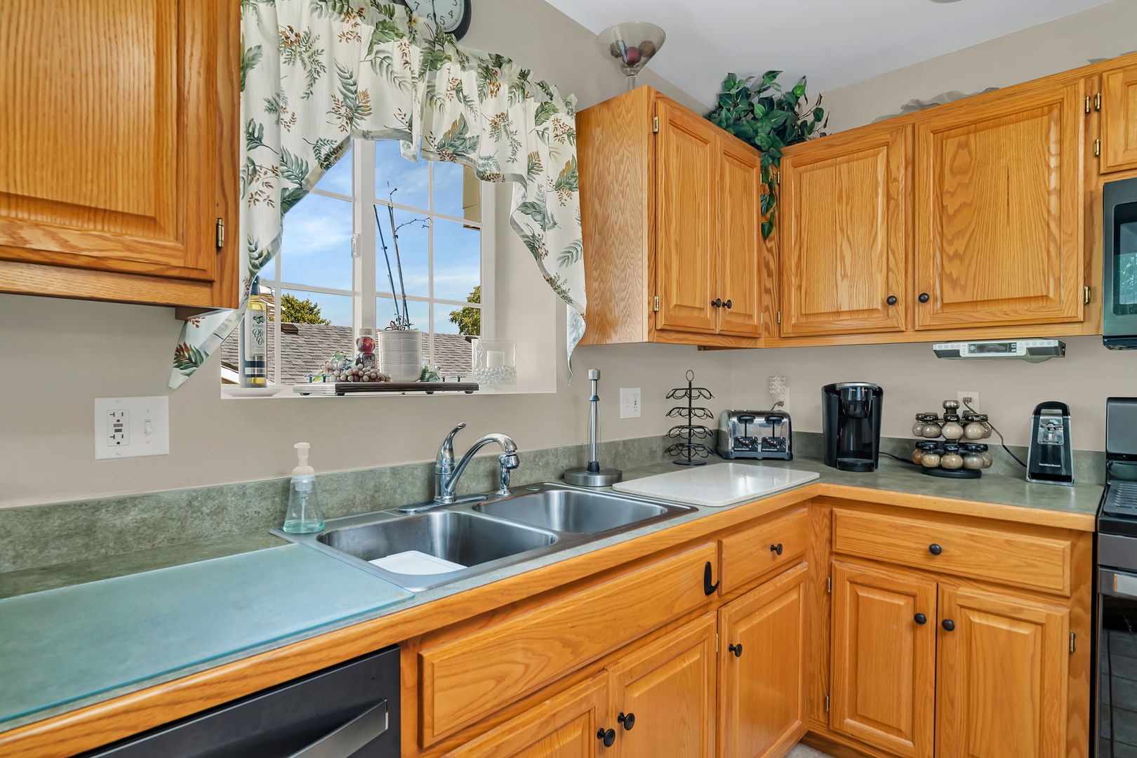 106 N Harbor Landing, Braidwood, IL 60408