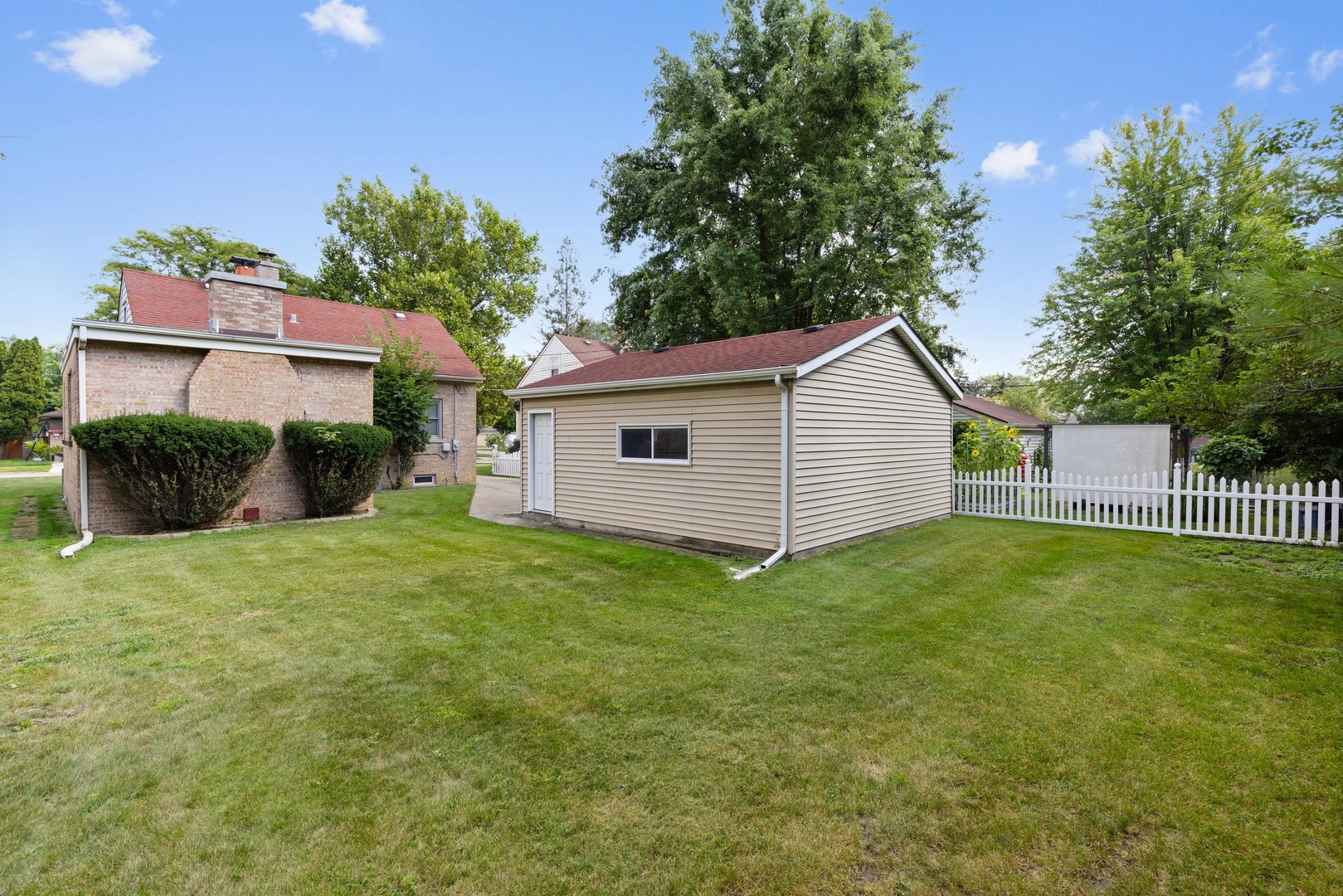 2938 Vernon Avenue, Brookfield, IL 60513