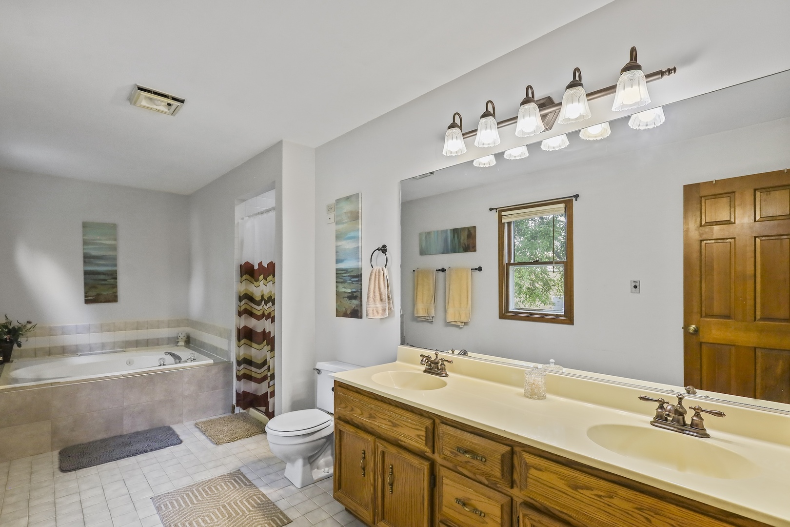 1716 Schey Court, Naperville, IL 60565