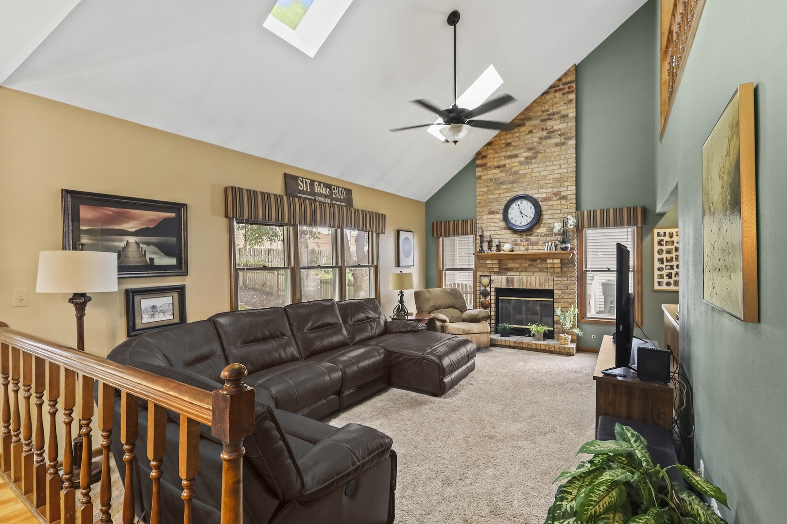1716 Schey Court, Naperville, IL 60565