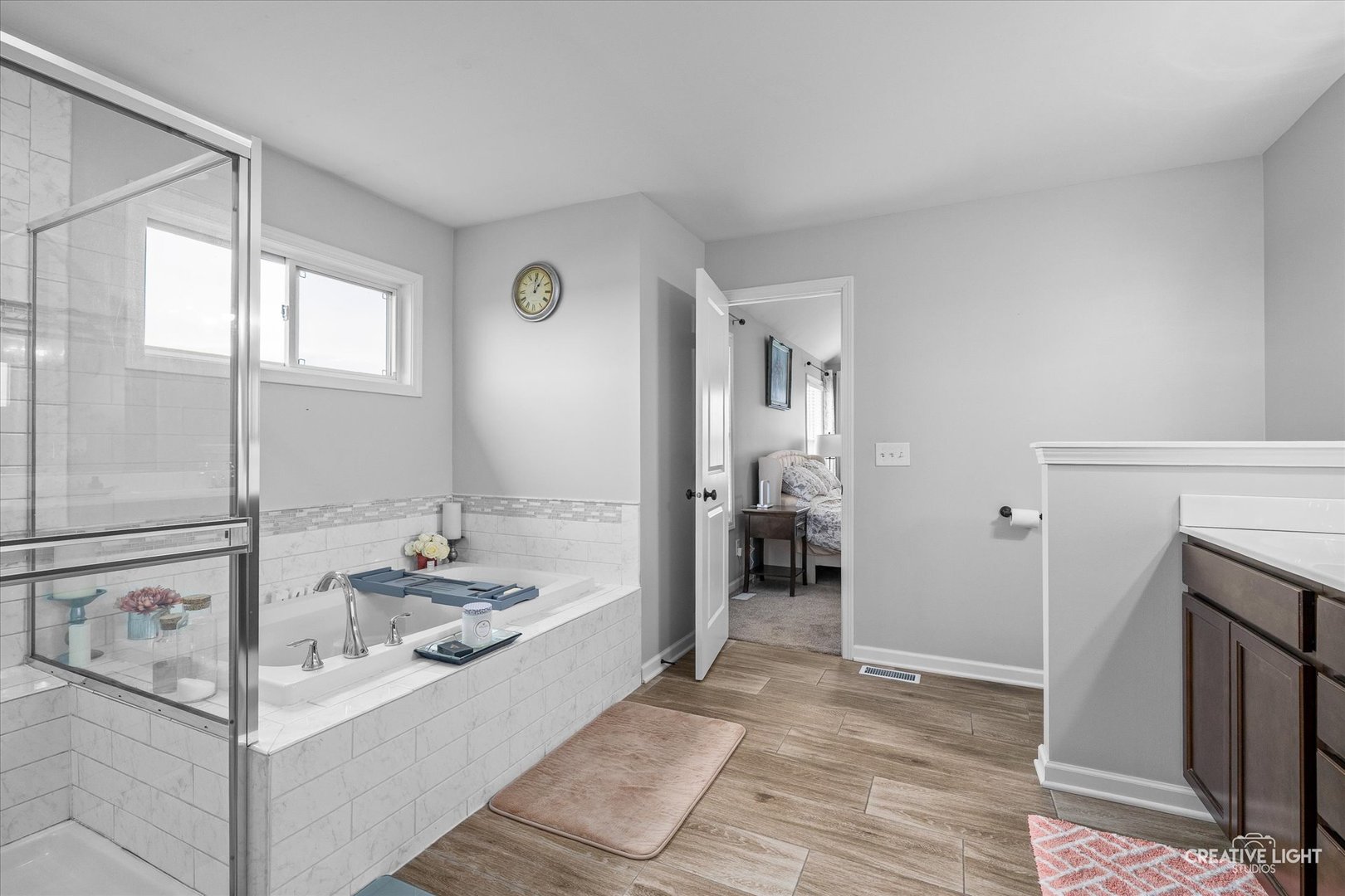 957 N Carly Circle, Yorkville, IL 60560