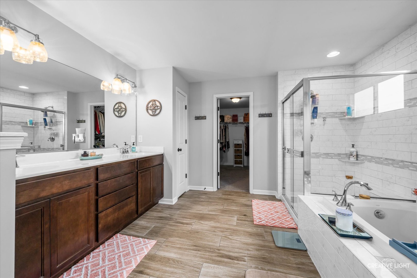 957 N Carly Circle, Yorkville, IL 60560