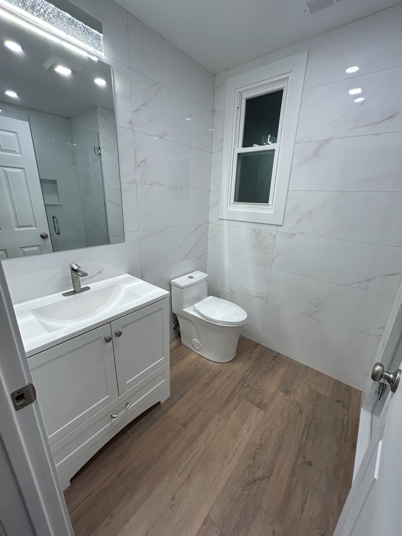 1506 N Bosworth Avenue #1, Chicago, IL 60642
