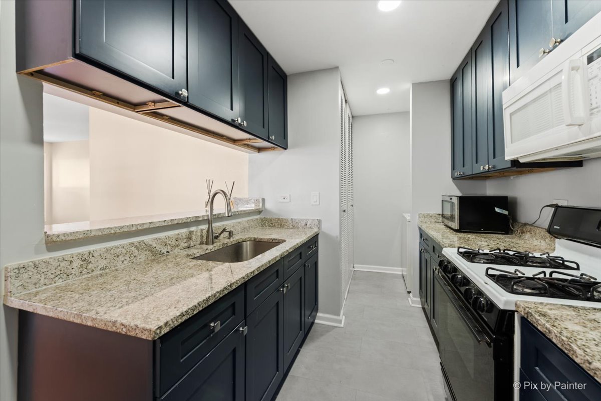 509 Darlene Lane #A, Glendale Heights, IL 60139