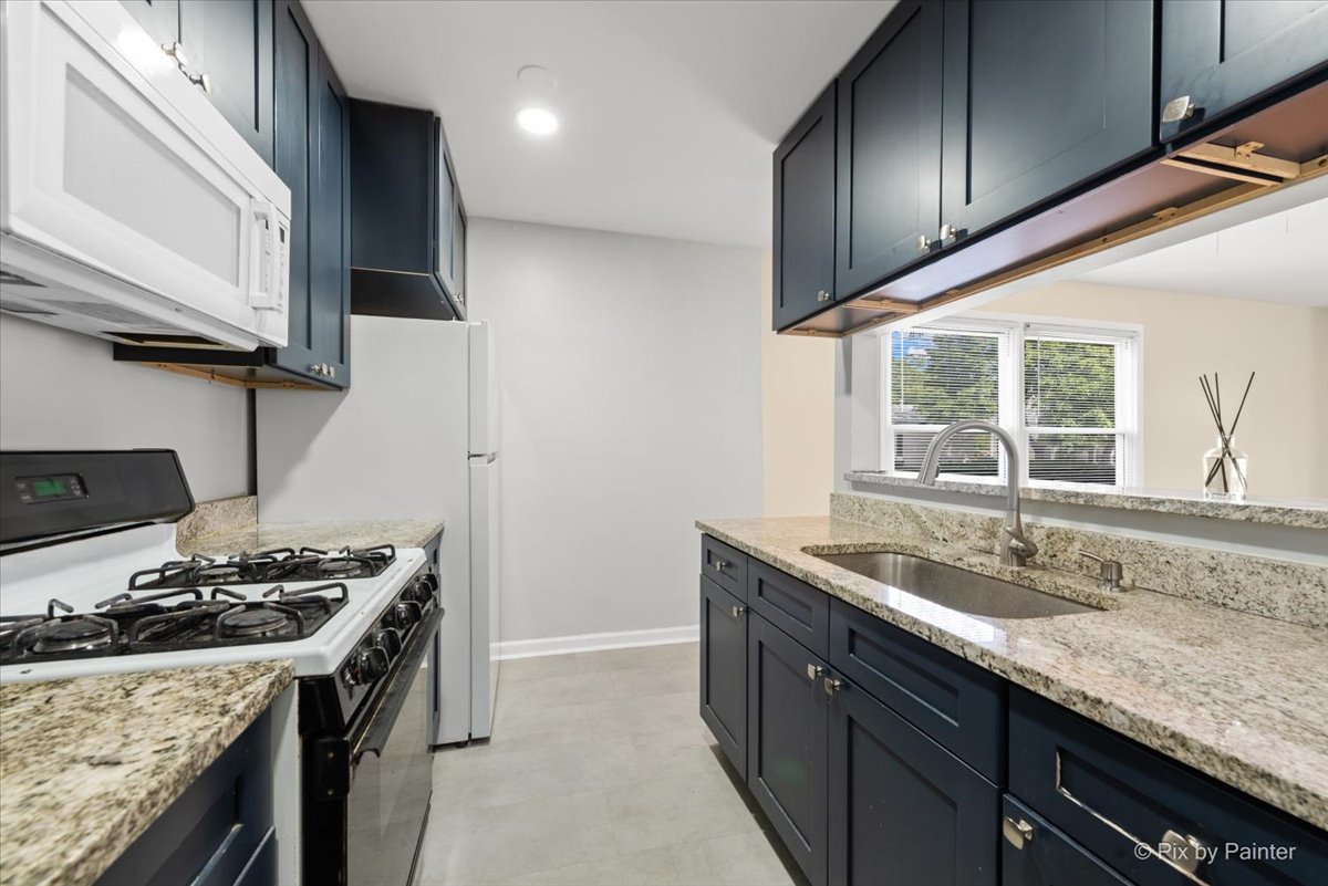 509 Darlene Lane #A, Glendale Heights, IL 60139