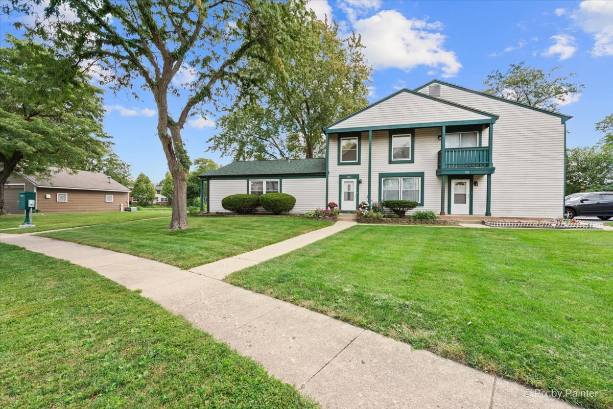 509 Darlene Lane #A, Glendale Heights, IL 60139
