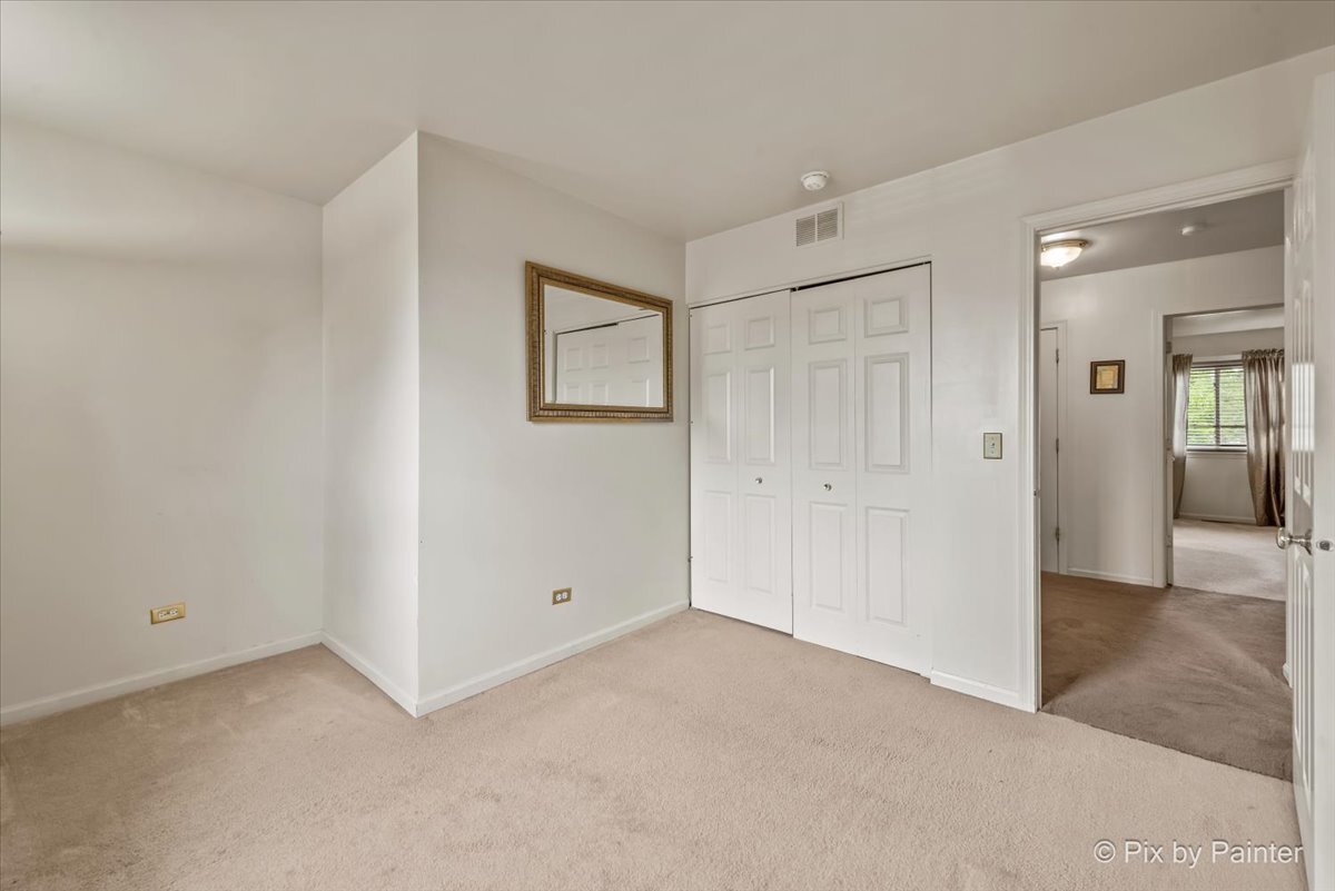 5485 Avalon Lane, Lake In The Hills, IL 60156