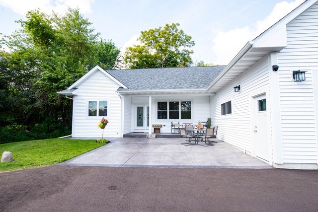 11582 306th Court, Twin Lakes, WI 53181