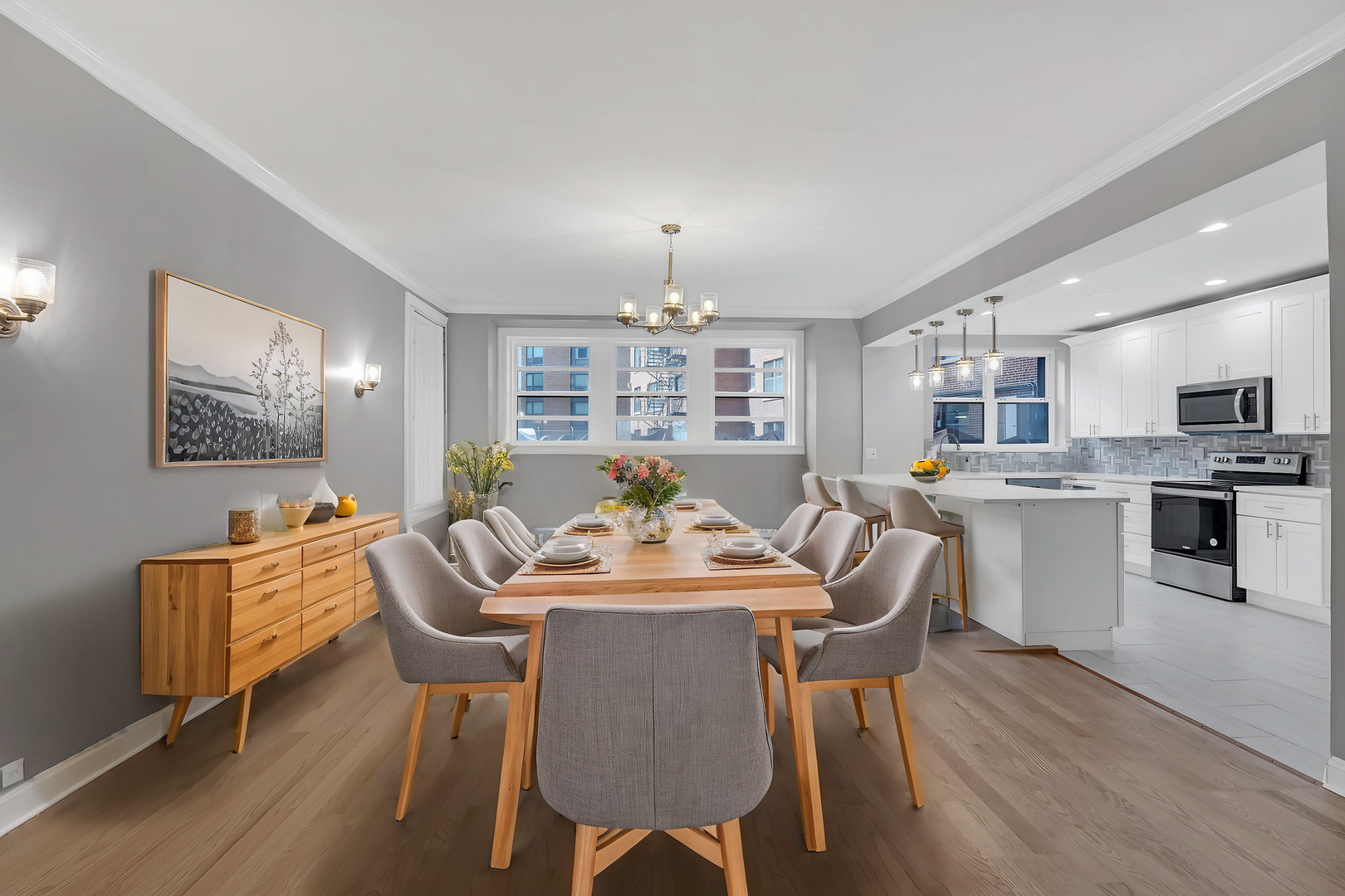 3750 N Lake Shore Drive #2C, Chicago, IL 60613