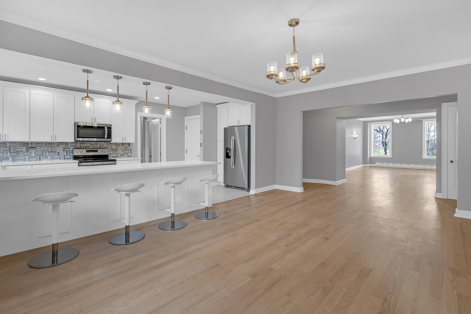 3750 N Lake Shore Drive #2C, Chicago, IL 60613