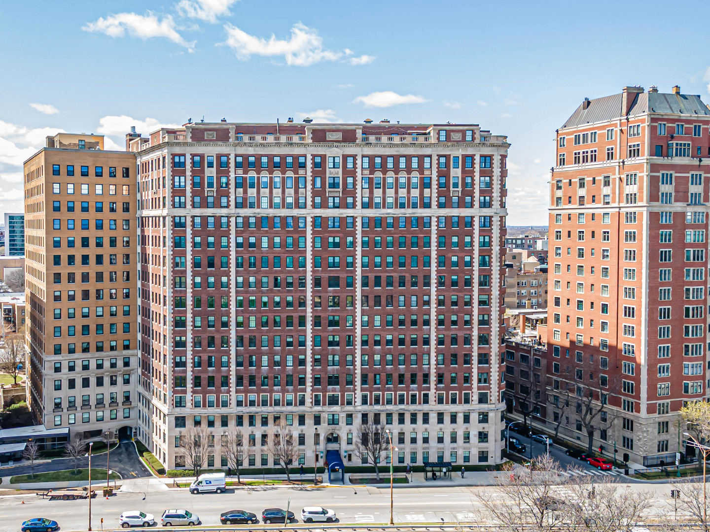 3750 N Lake Shore Drive #2C, Chicago, IL 60613