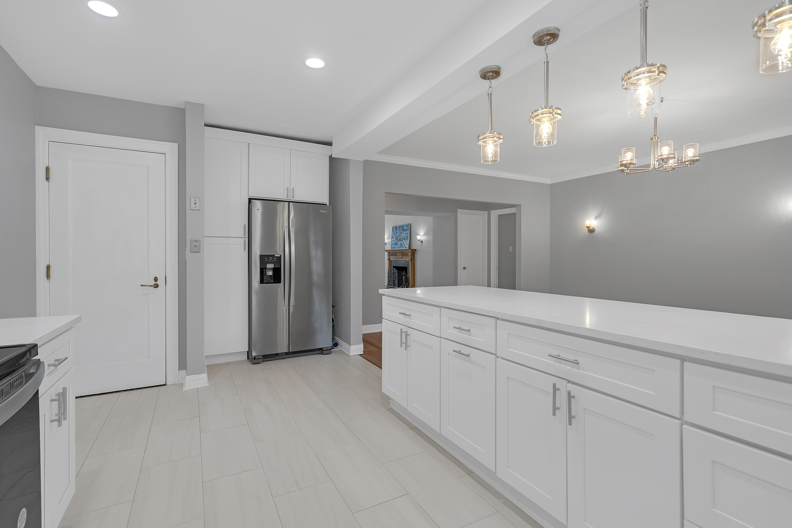 3750 N Lake Shore Drive #2C, Chicago, IL 60613