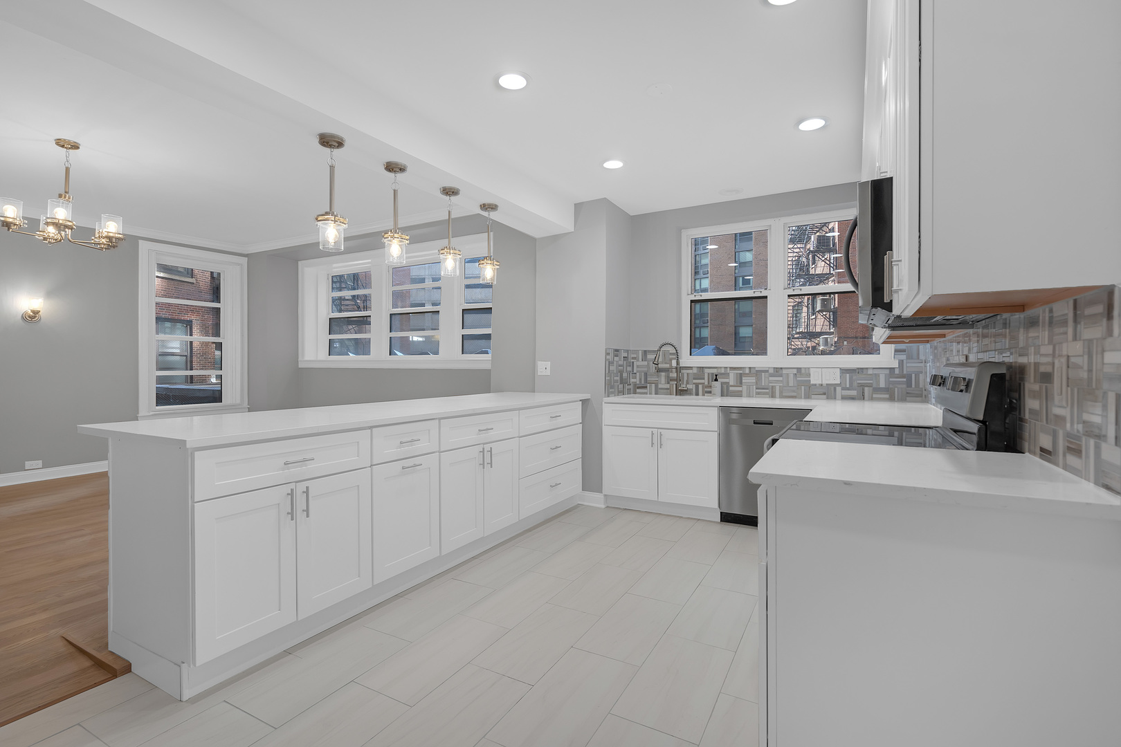 3750 N Lake Shore Drive #2C, Chicago, IL 60613