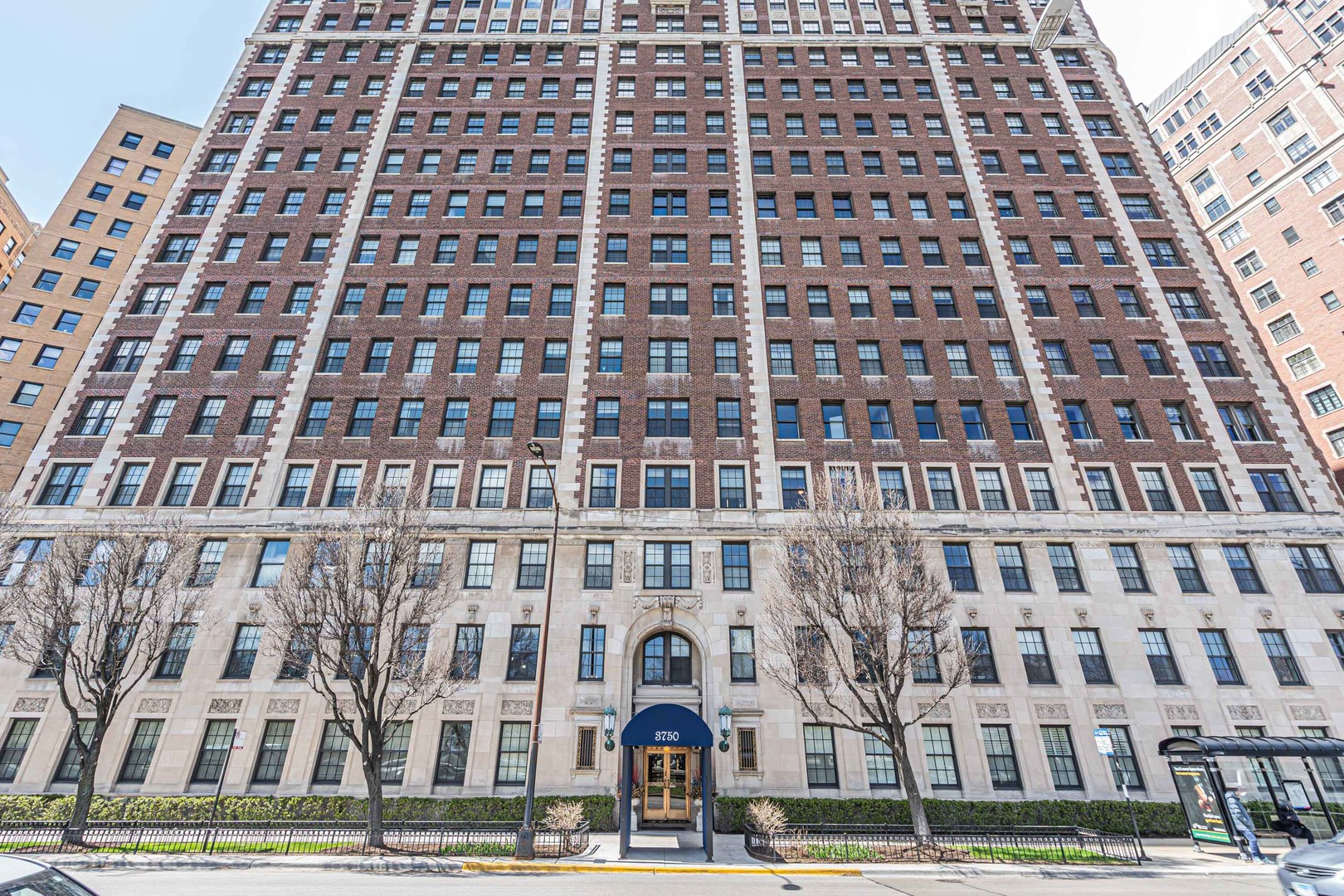 3750 N Lake Shore Drive #2C, Chicago, IL 60613