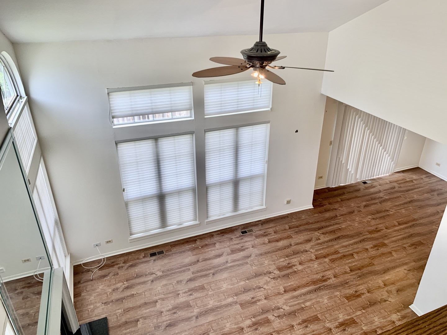 610 Sturnbridge Lane, Schaumburg, IL 60173