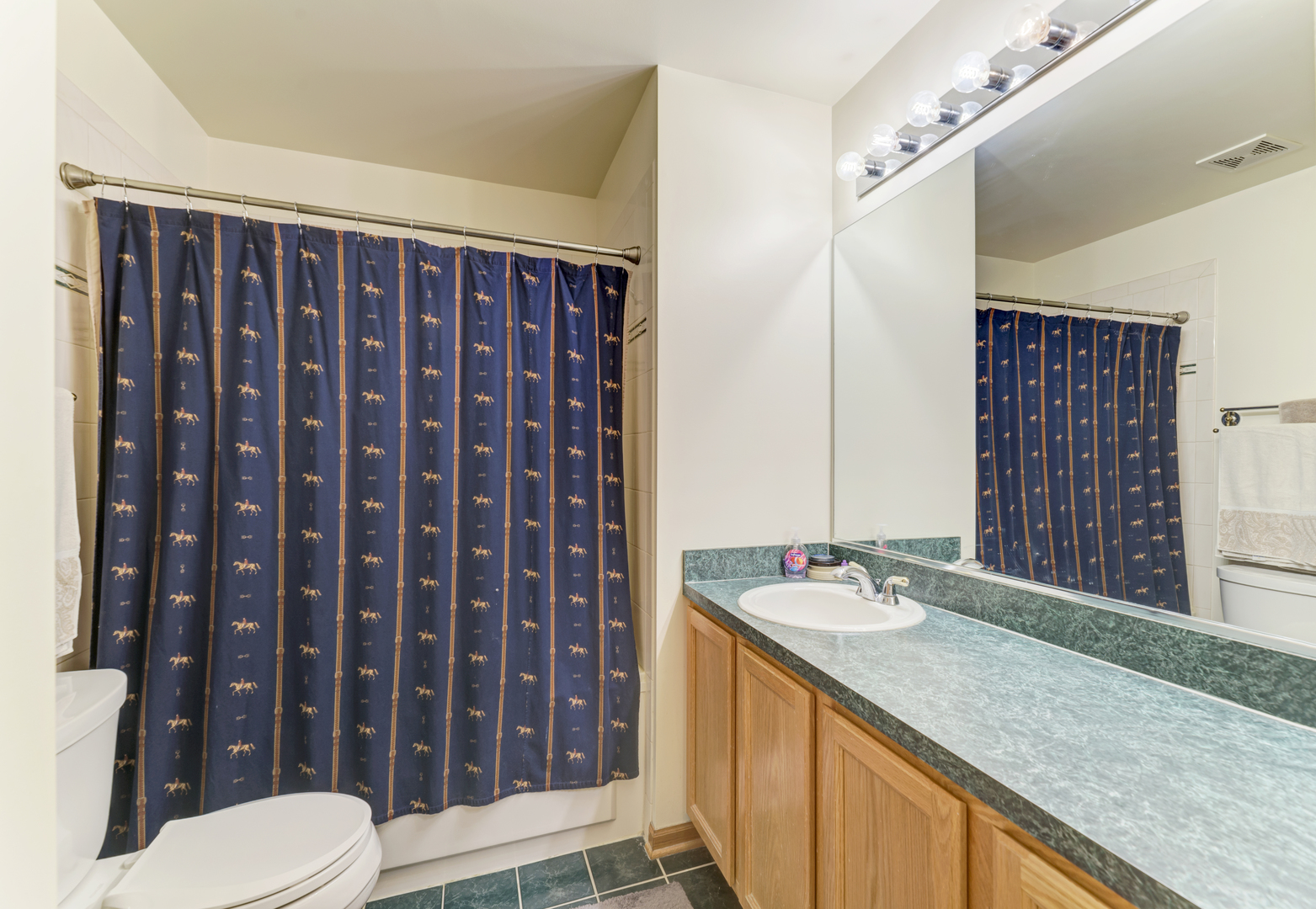 361 W Prairie Circle #361, Itasca, IL 60143