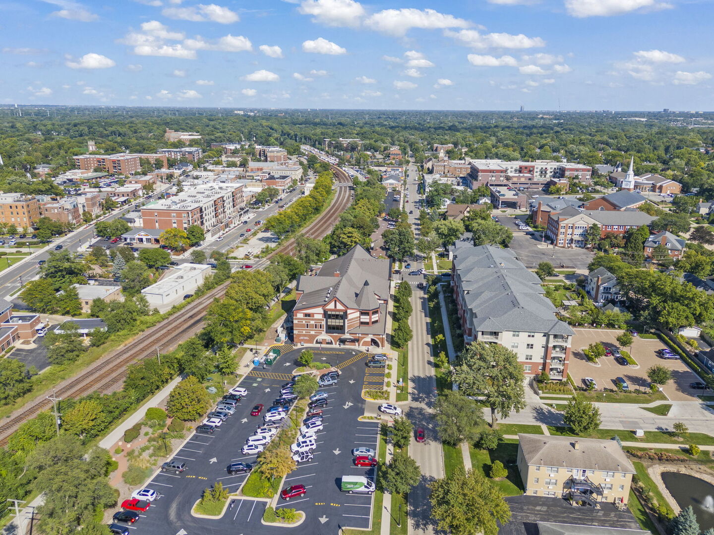 404 Melrose Avenue #204, Glen Ellyn, IL 60137
