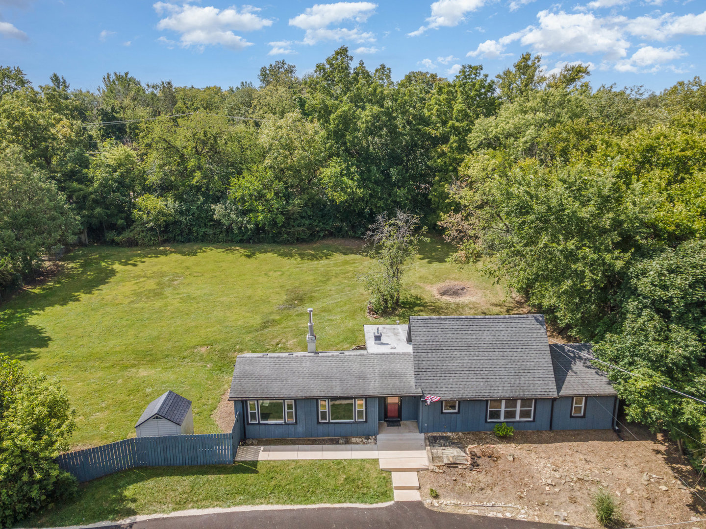 6N118 Hillside Drive, St. Charles, IL 60175