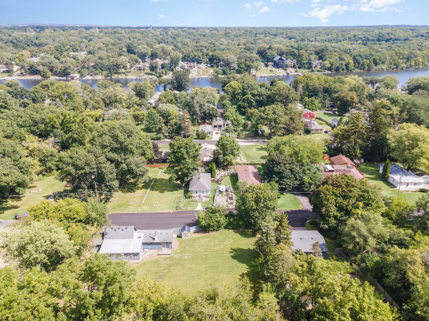 6N118 Hillside Drive, St. Charles, IL 60175