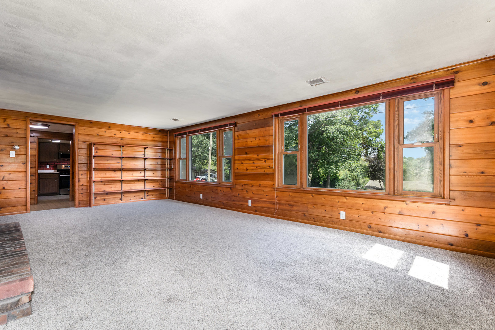 6N118 Hillside Drive, St. Charles, IL 60175