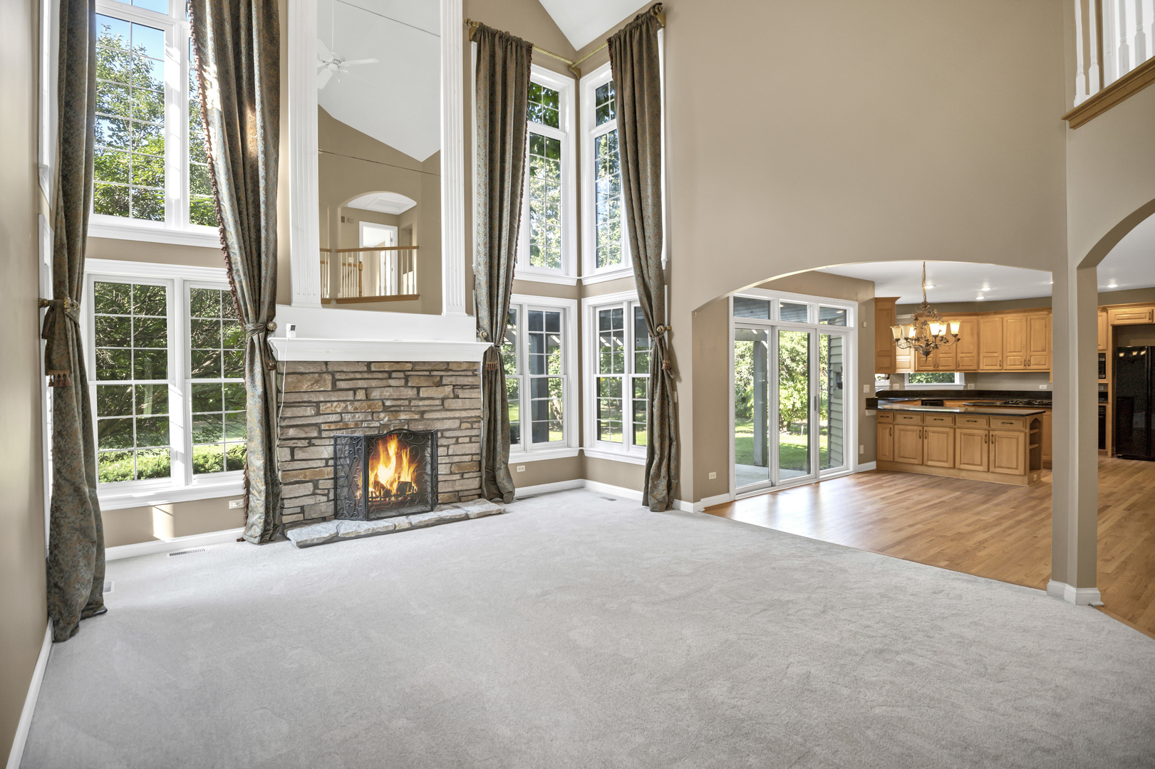 37W004 Ridgewood Drive, St. Charles, IL 60175