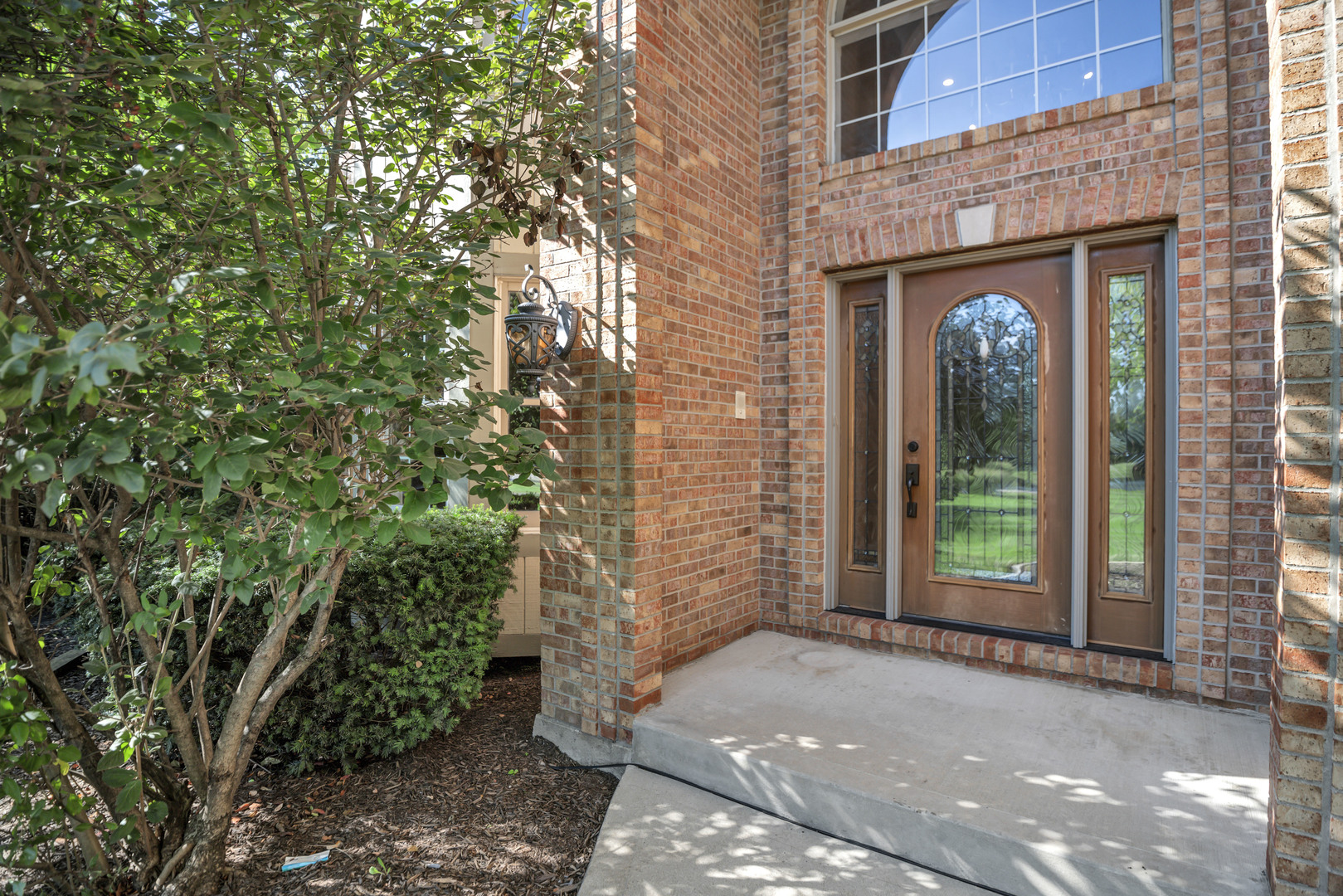 37W004 Ridgewood Drive, St. Charles, IL 60175
