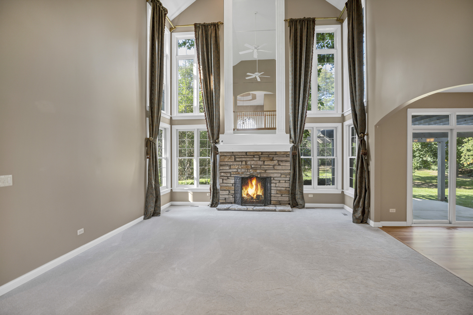 37W004 Ridgewood Drive, St. Charles, IL 60175
