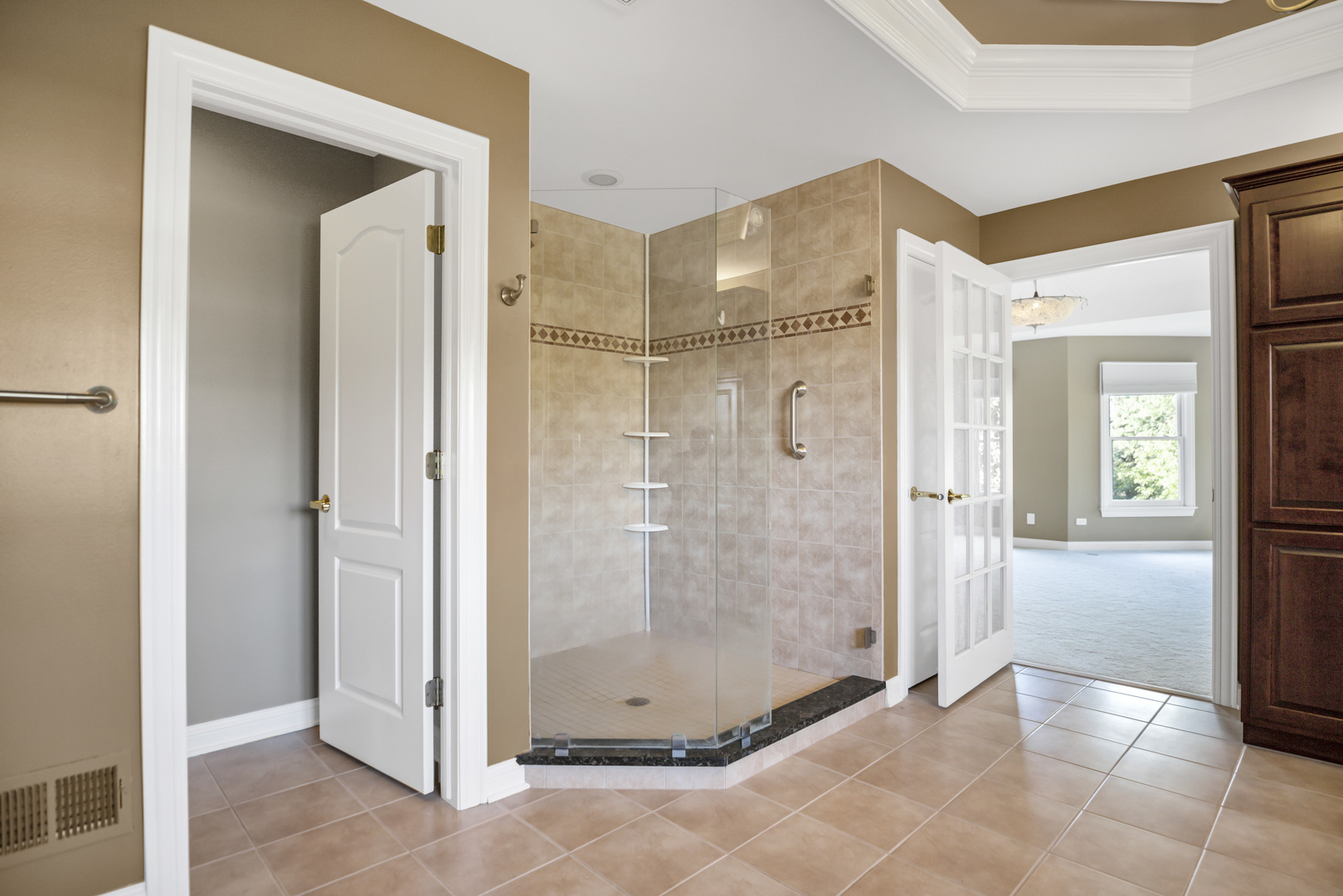 37W004 Ridgewood Drive, St. Charles, IL 60175