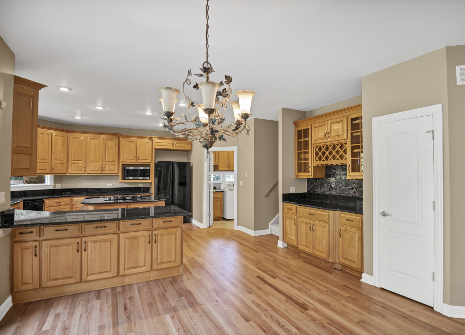 37W004 Ridgewood Drive, St. Charles, IL 60175