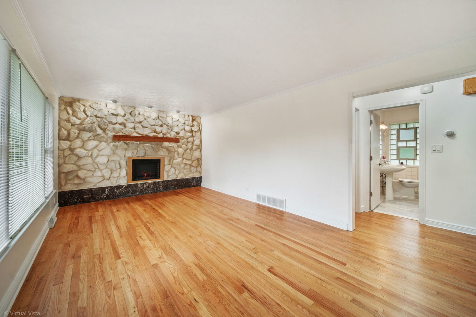 12715 S Laporte Avenue, Alsip, IL 60803
